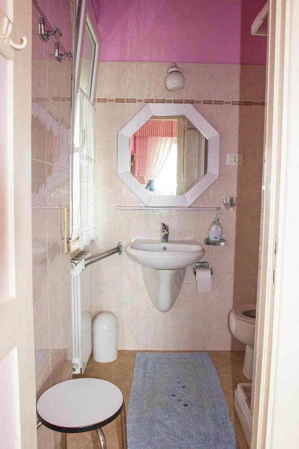 B&B Golfo Dei Poeti レーリチ エクステリア 写真